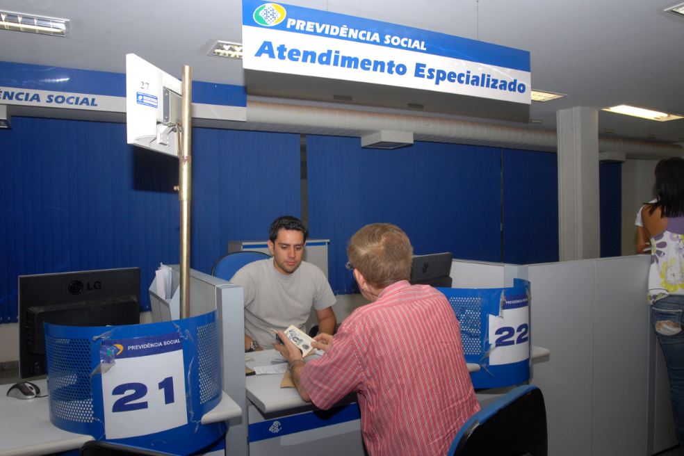 Mais de um milhão de brasileiros deixaram de contribuir com a Previdência em 2017